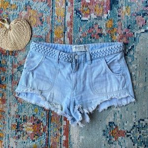 Abercrombie & Fitch /// Festival Short